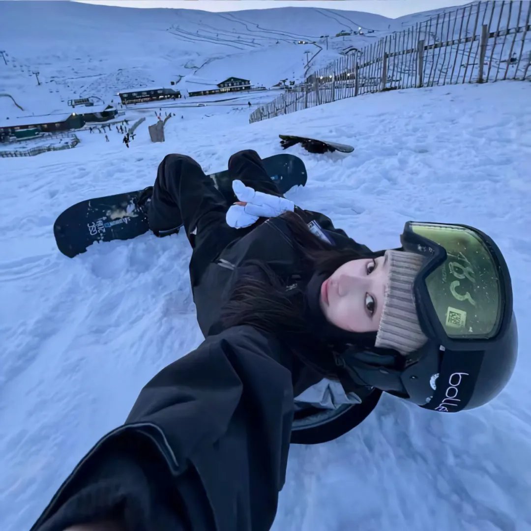 离婚后，她当场闪婚亿万富翁